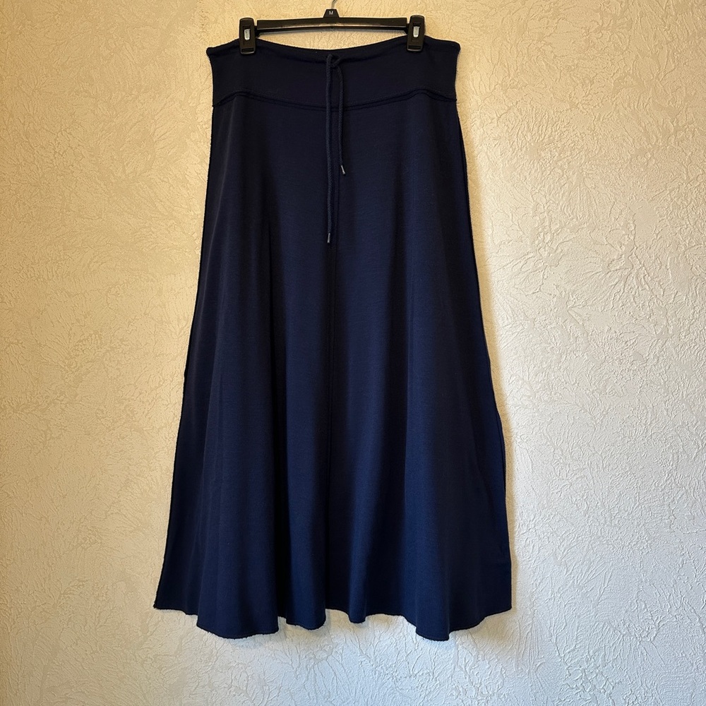 Elegant Navy Blue Women's Maxi Skirt